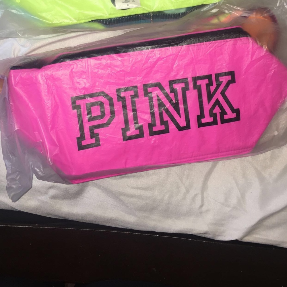 vs pink in